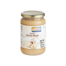 Ash Peeled Garlic Paste 700g