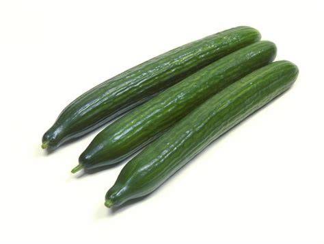 English Cucumber Per Lb