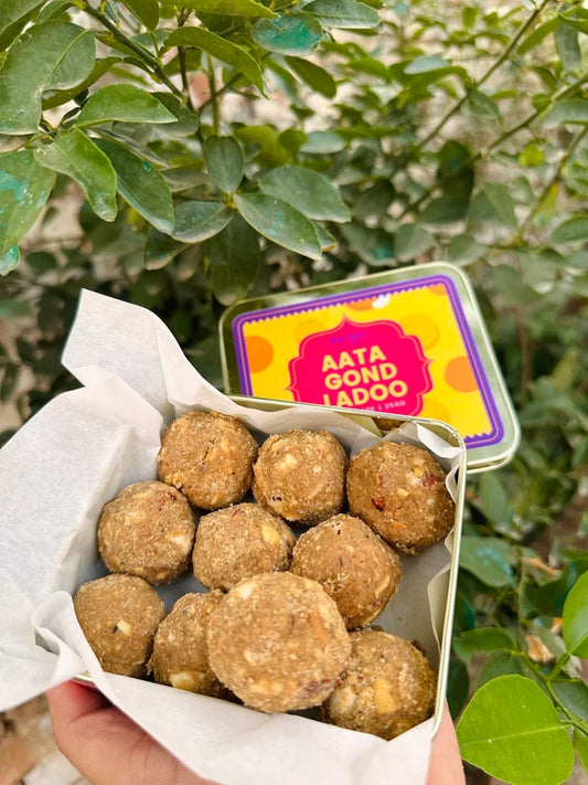 Plr Atta Gondh Laddoo 250g